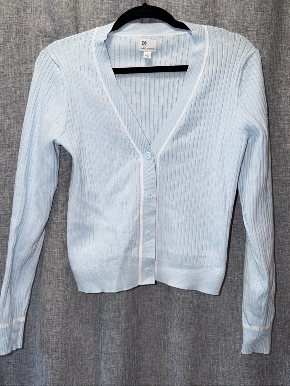 all in motion Light Blue Ribbed V-Neck Cardigan with White Trim medium NWOT